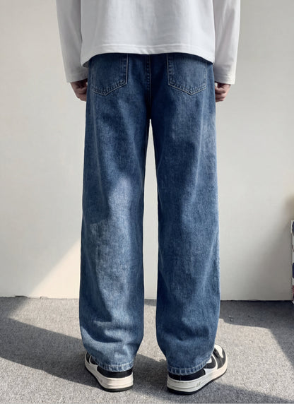 Essential Loose Jeans